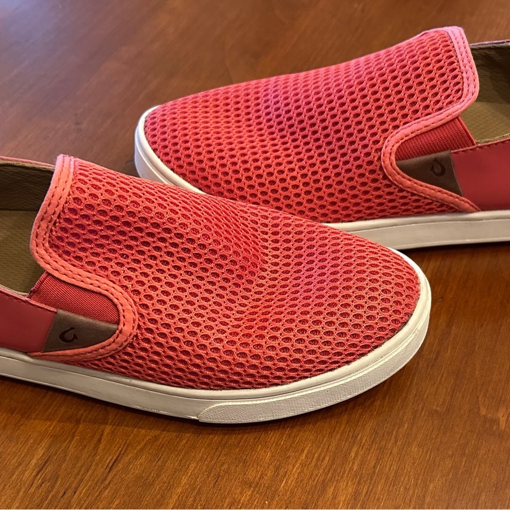 OluKai Women’s Pehuea Slip-On Sneakers